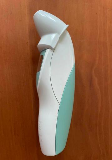 Oor thermometer beschikbaar voor biedingen