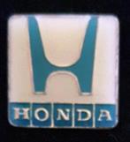 Honda licht-blauw wit pin vierkant, Verzamelen, Speldjes, Pins en Buttons, Verzenden, Nieuw, Transport, Speldje of Pin