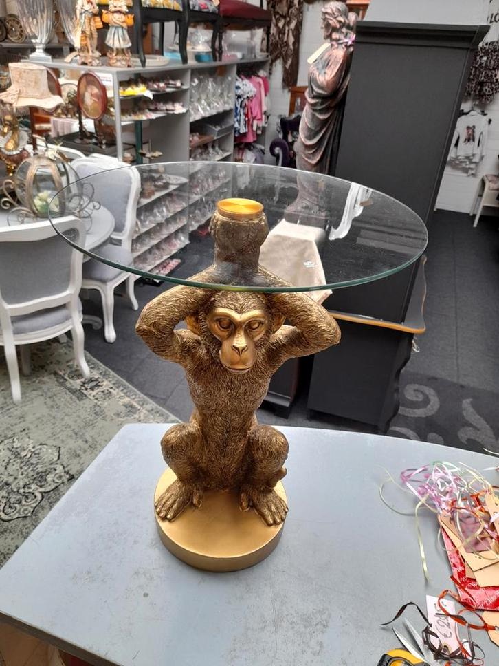 Mooie bijzet tafel aap., Huis en Inrichting, Woonaccessoires | Zuilen en Pilaren, Zo goed als nieuw, Ophalen of Verzenden