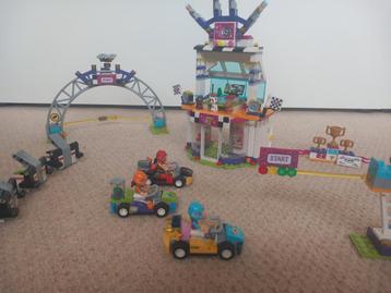 Lego Friends De grote Racedag 41352 beschikbaar voor biedingen