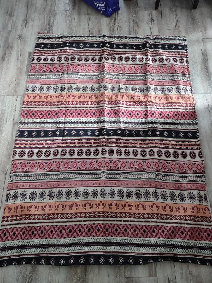 Prachtig gekleurd tapijt, vloerkleed Aztec Perzisch patroon., Huis en Inrichting, Stoffering | Tapijten en Kleden, Zo goed als nieuw