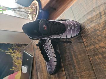 Nike schoenen beschikbaar voor biedingen