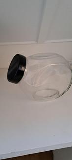 Oude snoeppot, Ophalen