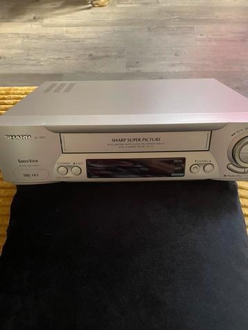 Sharp Video Cassette Speler/Recorder beschikbaar voor biedingen