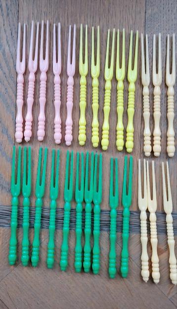 Vintage Cocktailvorkjes / Tapasvorkjes - Set van 26 beschikbaar voor biedingen