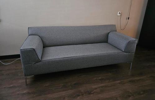 2 Grijze wollen Bloq 2.5 zits banken Design on Stock, Huis en Inrichting, Banken | Bankstellen, Zo goed als nieuw, 200 tot 250 cm