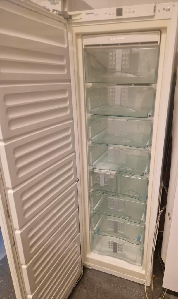 Liebherr (SIGN 2566 INDEX 20A )inbouw vriezer, Witgoed en Apparatuur, Vriezers en Diepvrieskisten, Gebruikt, Inbouw, Vrieskast