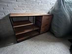 Houten kast met zwart stalen frame, Huis en Inrichting, Kasten | Dressoirs, Ophalen, Gebruikt, 100 tot 150 cm, Met lade(s)
