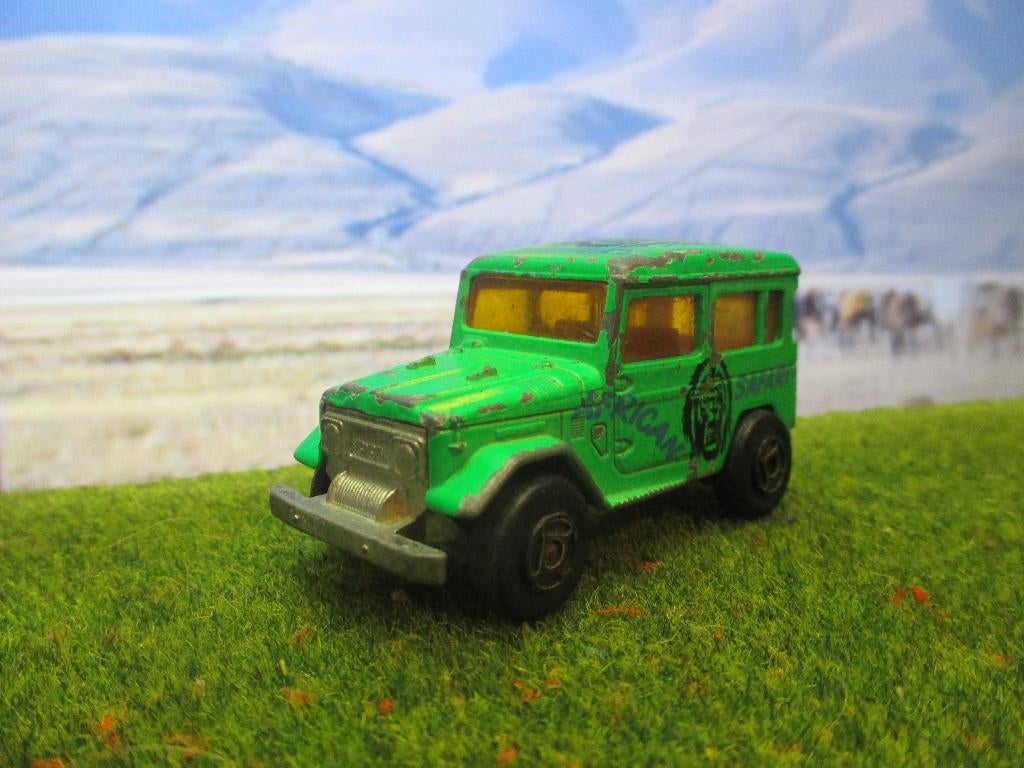 1:53 Toyota land Cruiser FJ40 - Majorette SAFARI, Hobby en Vrije tijd, Ophalen of Verzenden, Gebruikt, Auto