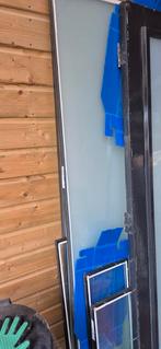 Rest stukken melkglas, Ophalen of Verzenden