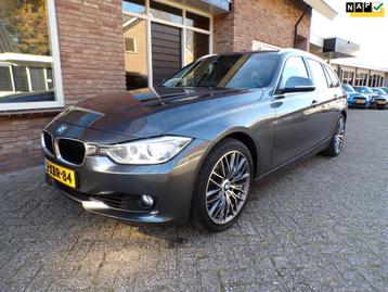 BMW 3-serie Touring 320i Executive Automaat / Navi beschikbaar voor biedingen