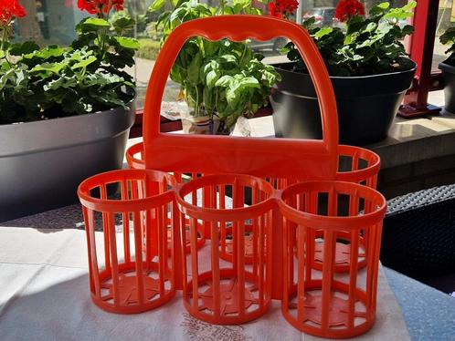 Vintage Jaren "70 oranje flessenrek of flessenhouder Curver, Huis en Inrichting, Woonaccessoires | Wijnrekken, Gebruikt, Minder dan 50 cm