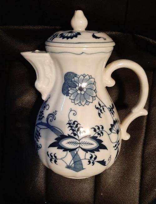 Blue Danube - koffiepot - Porselein - hoog 22 cm, Antiek en Kunst, Antiek | Porselein, Ophalen of Verzenden