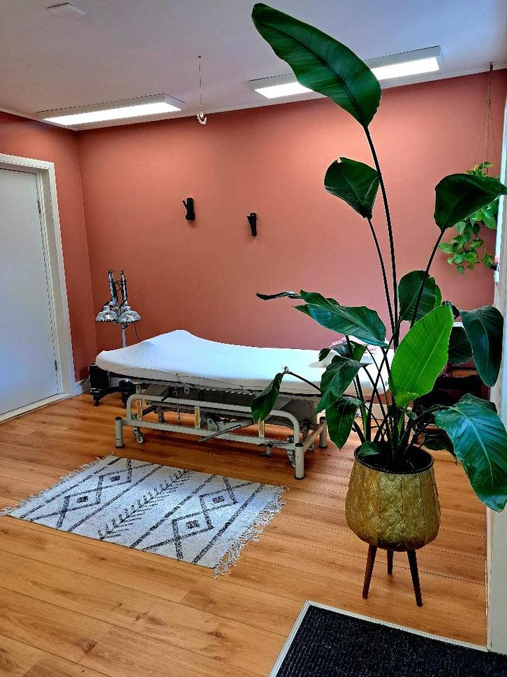 Praktijkruimte te huur in Haarlem, Huizen en Kamers, Kamers te huur, Haarlem, 20 tot 35 m²