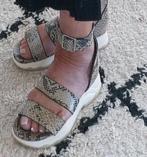 Asos slangenprint sandalen mt 41, Ophalen of Verzenden, Zo goed als nieuw, Sandalen of Muiltjes