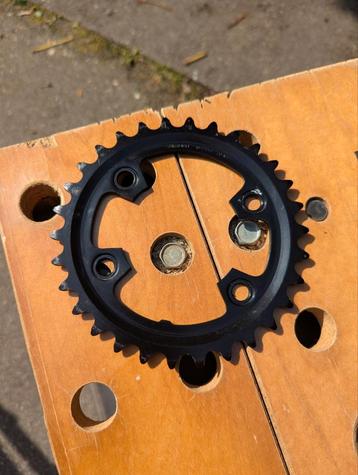 Shimano inner chainring 30T beschikbaar voor biedingen