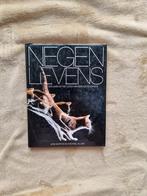JANE BURTON EN MICHAEL ALLABY - NEGEN LEVENS, Ophalen of Verzenden, Zo goed als nieuw, Katten