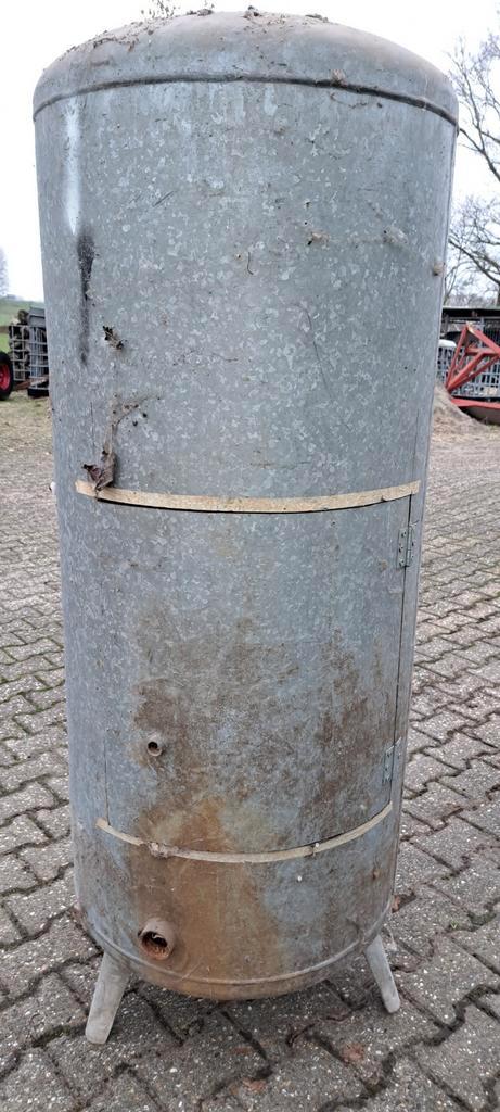 Grote Staande Kachel alles brander nog naar wens af te maken, Tuin en Terras, Tuinhaarden, Zo goed als nieuw, Ophalen of Verzenden