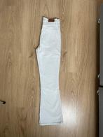 Urban Outfitters Flair Ribbroek Crème Wit W26 L31 ZGAN, Wit, Ophalen of Verzenden, Zo goed als nieuw, Maat 36 (S)