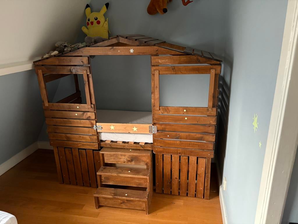 Kinderbed - hut, Kinderen en Baby's, Kinderkamer | Bedden, Ophalen, Gebruikt, 70 tot 85 cm, 140 tot 160 cm