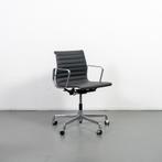 1x Vitra Eames EA 117 Bureaustoel Asfalt/Zwart Leer - Chroom, Huis en Inrichting, Bureaustoelen, Ophalen of Verzenden, Nieuw, Zwart