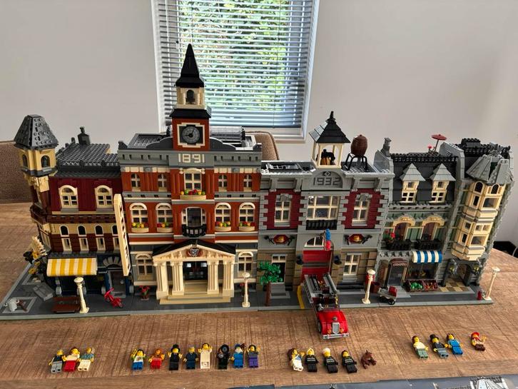 4 Modular Building bouwsets in 1 koop, Kinderen en Baby's, Speelgoed | Bouwstenen, Gebruikt, Overige merken, Ophalen