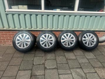 Volkswagen Transporter T5/T6 banden en velgen 16 inch beschikbaar voor biedingen