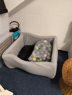 Ballenbak grijs met grijze, witte en roze ballen, Ophalen of Verzenden, Gebruikt