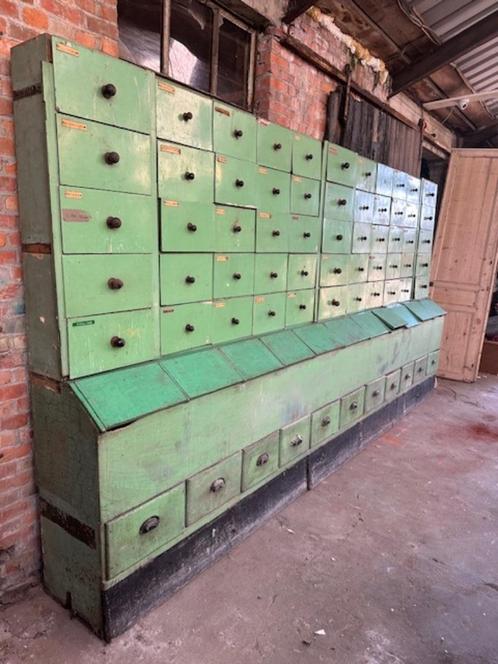 antieke ladekast grote oude kast met laden winkelkast, Huis en Inrichting, Kasten | Ladekasten, Gebruikt, Minder dan 100 cm, 25 tot 50 cm