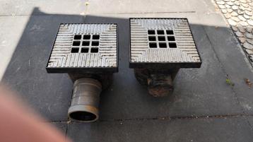 Vloerput 2x 20x20 beschikbaar voor biedingen