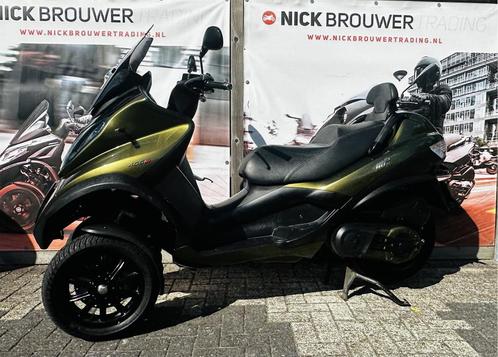 Piaggio MP3 400 LT Sport - Olive green - Custom paint, Motoren, Motoren | Piaggio, Bedrijf, Overig, 12 t/m 35 kW