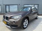 BMW X1 SDrive20i Chrome Line // Automaat // Navi // Clima //, 4 cilinders, Bruin, Parkeersensor, 184 pk