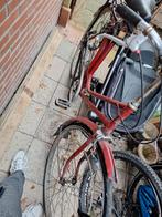 Oude rode damesfiets, Fietsen en Brommers, Ophalen of Verzenden, Gebruikt, Onbekend