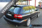 Volvo V40 2.0 T Sports Dynamic Navigator | ECC | Cruise | 16, Auto's, 65 €/maand, Gebruikt, 4 cilinders, Handgeschakeld