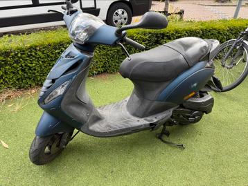 Piaggio Zip snorfiets 2017 beschikbaar voor biedingen