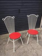 Klassieke brocante stoelen, Ophalen