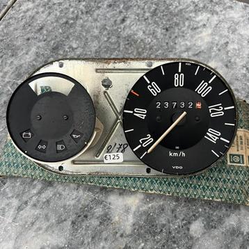 VW Bay Bus Snelheidsmeter Brandstofmeter 75-79 cluster beschikbaar voor biedingen