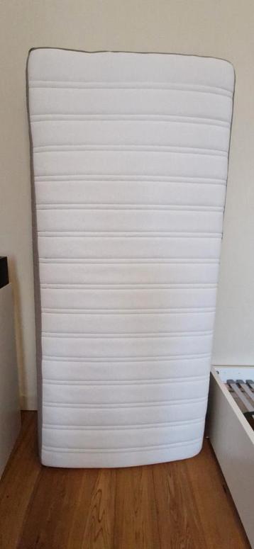 200x90 Bed - afbeelding 4