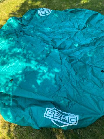Nieuwe hoes voor over trampoline  beschikbaar voor biedingen