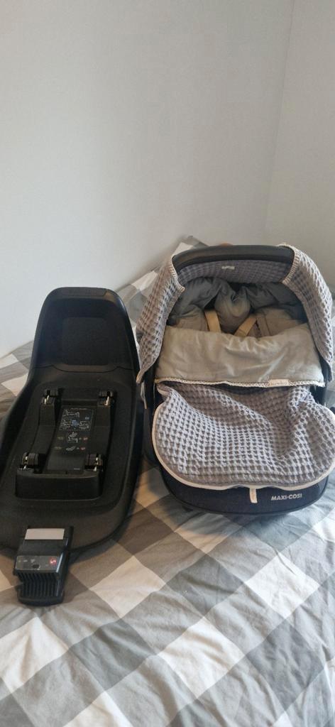 Maxi cosi met isofix en verkleiner, Kinderen en Baby's, Autostoeltjes, Zo goed als nieuw, Maxi-Cosi, Isofix, Ophalen
