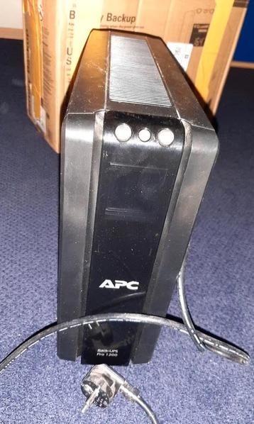 AANBIEDING! APC Back-UPS Pro 1200VA met nieuwe accu's