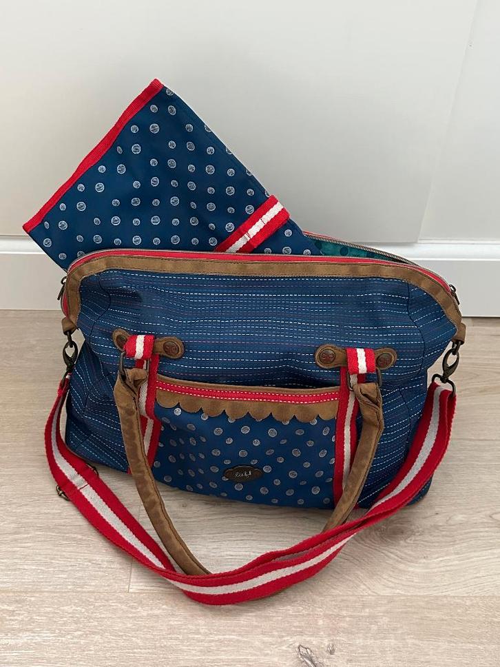 Lief! Lifestyle luiertas met verschoonmatje blauw, Kinderen en Baby's, Luiertassen, Gebruikt, Schoudertas, Ophalen