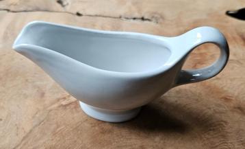 Sauskom, juskom, porselein, wit, gaaf, vintage,15 x 5 x 7 cm beschikbaar voor biedingen