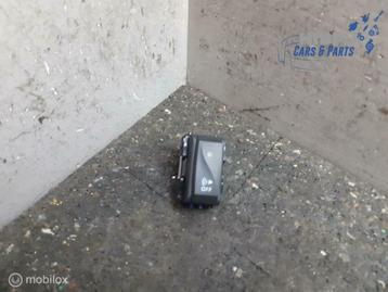 Renault Zoe Q210 PDC Schakelaar 25A67305R beschikbaar voor biedingen