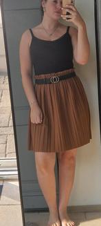 Plisse rok bruin xs - s - m, Boutiek, Bruin, Nieuw, Ophalen of Verzenden