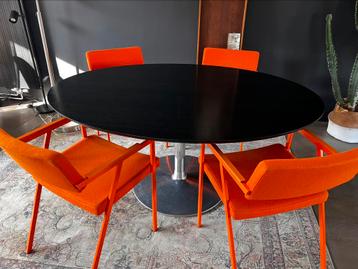 Ovale tafel zwart design Artifort Pierre Paulin 120x160cm  beschikbaar voor biedingen