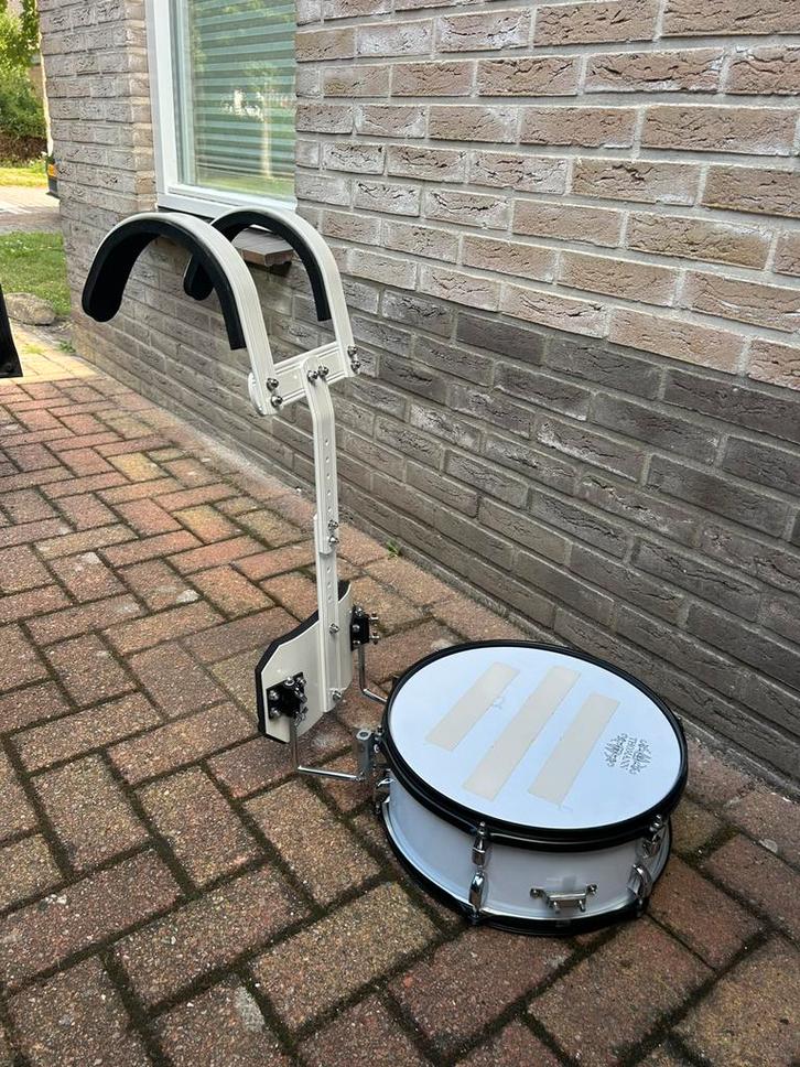 Marching Snare Drum 14” - zo goed als nieuw!, Muziek en Instrumenten, Percussie, Zo goed als nieuw, Trommel, Ophalen