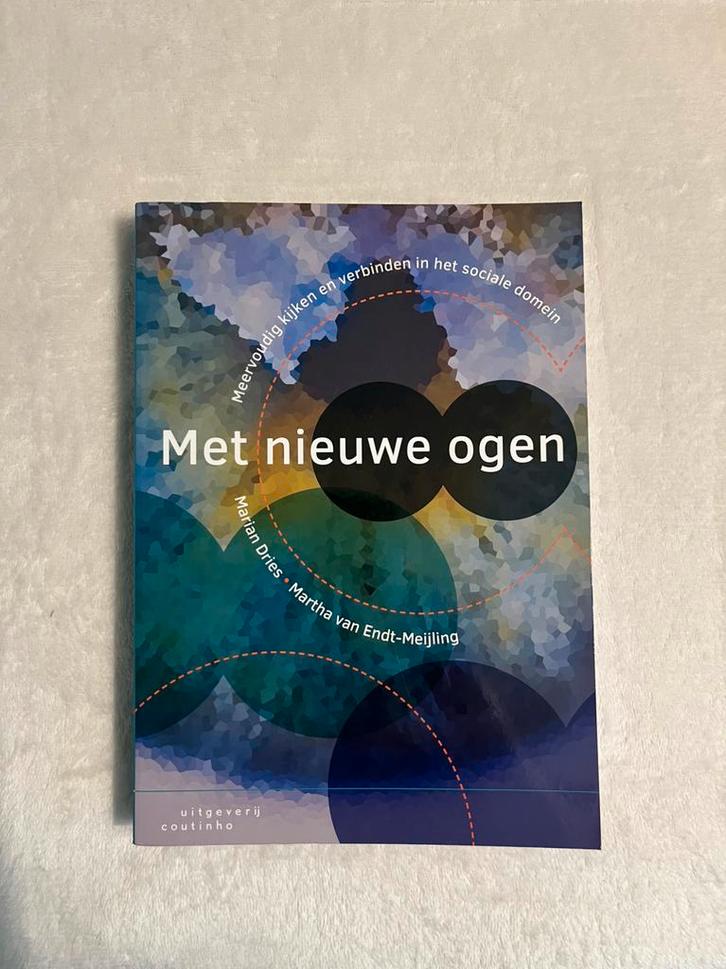 Met nieuwe ogen, Boeken, Studieboeken en Cursussen, Nieuw, Ophalen of Verzenden