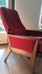 Seniorenstoel, Huis en Inrichting, Stoelen, Ophalen, Gebruikt, Rood, Eén