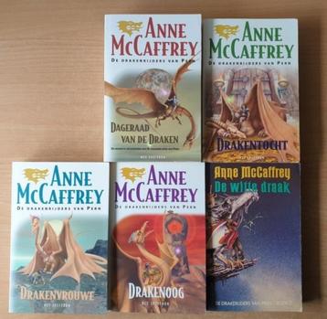 Anne McCaffrey - 5x De Drakenrijders van Pern beschikbaar voor biedingen
